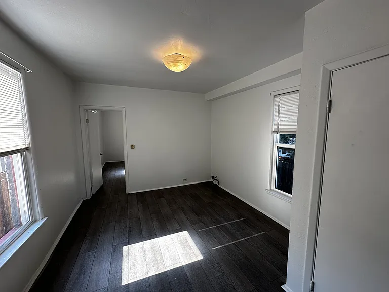 172 W Maple Ave #2 — Photo 14