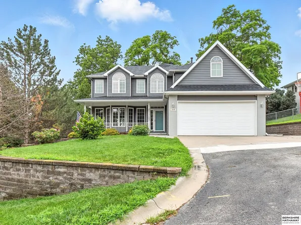 1513 Clark St, Fort Calhoun, NE 68023