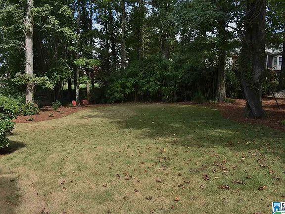 2nd image of 6923 Woodvale Ln