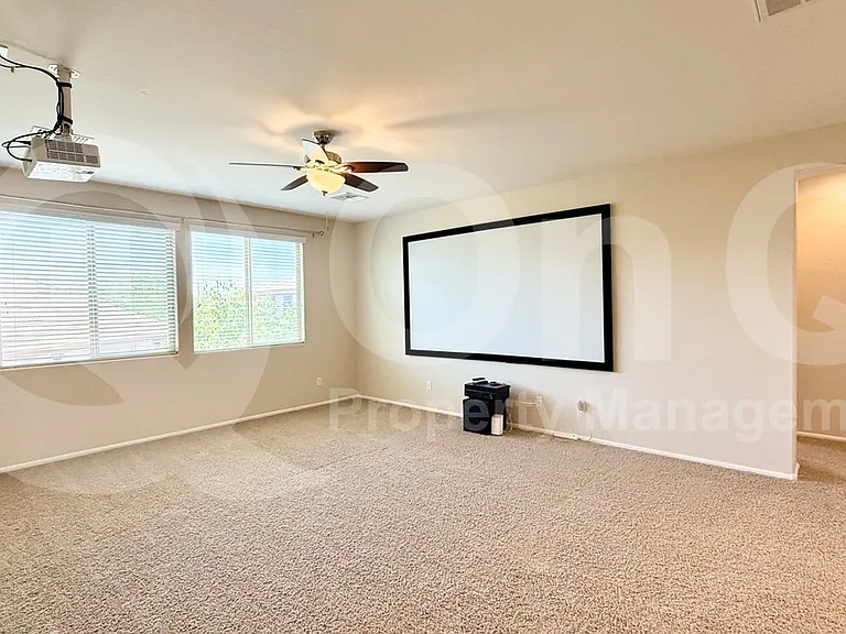 1095 E Rojo Way — Photo 16