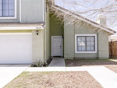 38633 Angele Trumpet Ct, Palmdale, CA, 93550