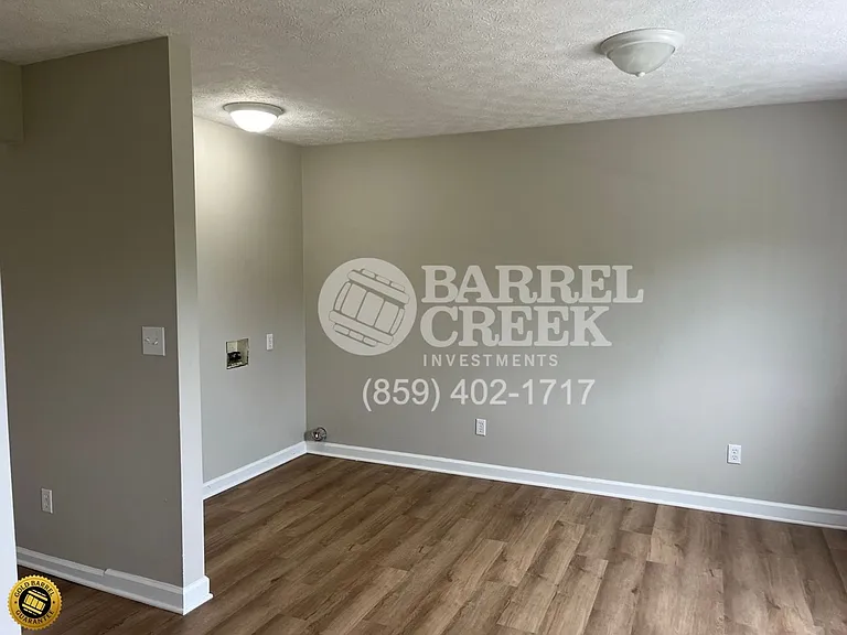 121B Highland Ct — Photo 5