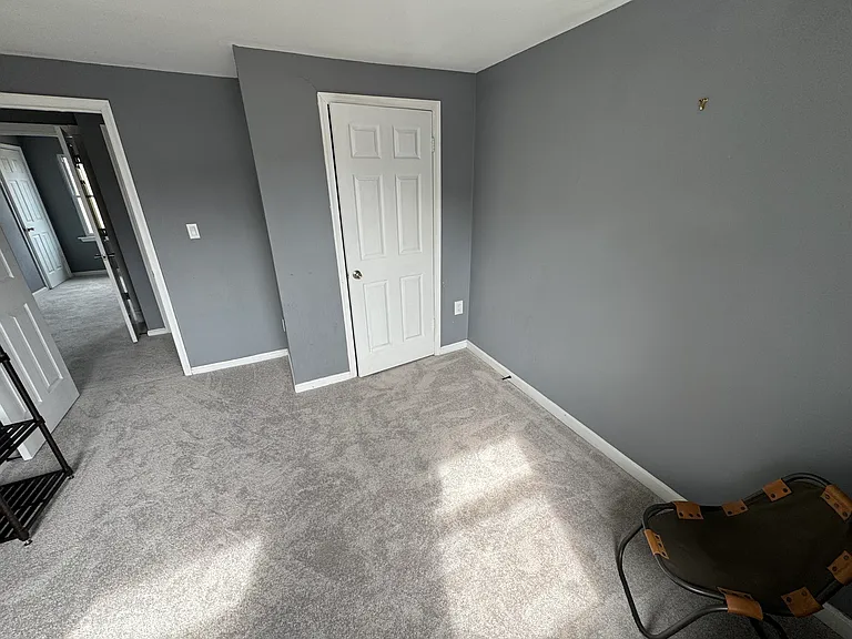 15 Running Ct — Photo 24