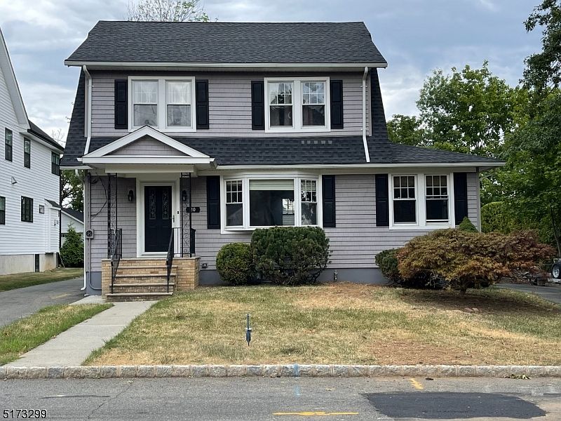 1st image of 20 Amelia Ave