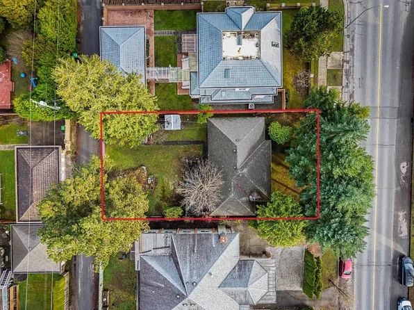 1323 W 49th Ave, Vancouver, BC V6M 2R2