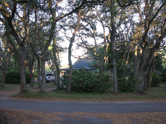 5th image of 101 Monahan Dr