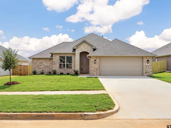 405 Mary Cir, Bullard, TX 75757