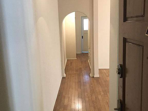 3rd image of 315 N Orange Grove Ave APT 4