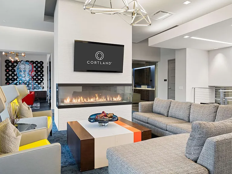 Aertson Midtown — Photo 12