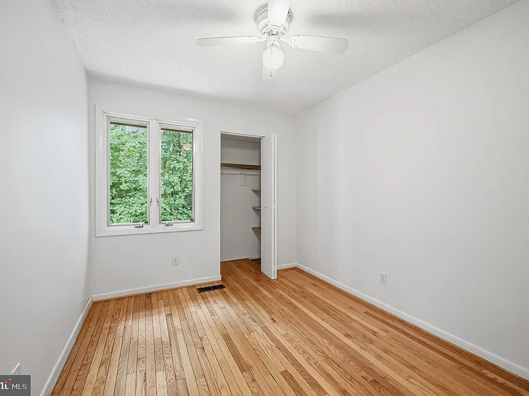 2242 Cartwright Pl — Photo 34