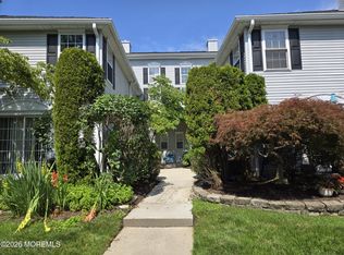 761 Banyan Ct, Morganville, NJ 07751