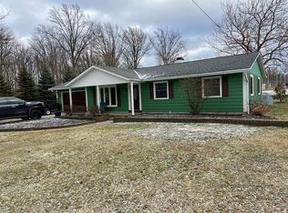 32845 Lake Rd, Avon Lake, OH 44012