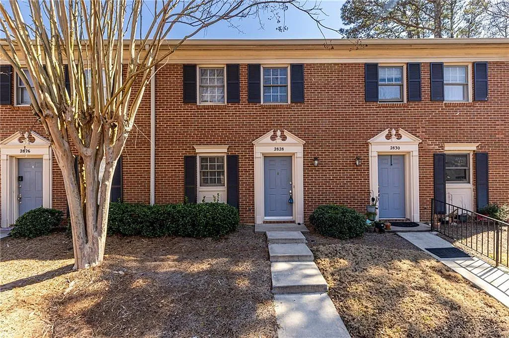 2 bed, 2.5 bath, 1260 sqft, $2,000 — Photo 1