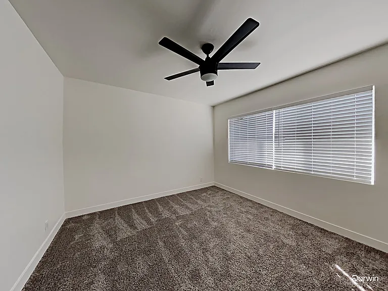 2431 W Shady Glen Ave — Photo 16