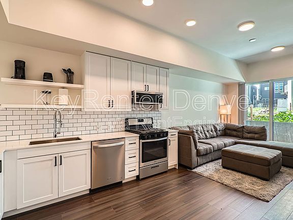 4th image of 2876 W 53rd Ave Unit 111