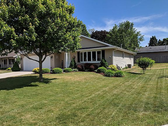 3rd image of 1320 Blackwood Ct