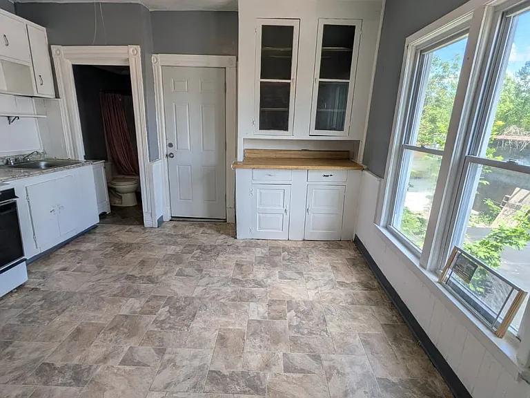 734 Walden Ave #2 — Photo 4