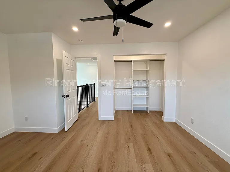 607 Lemon Way #B — Photo 17