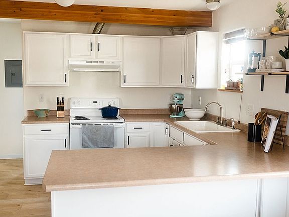 5th image of 69 Robins Nest Ln #3159