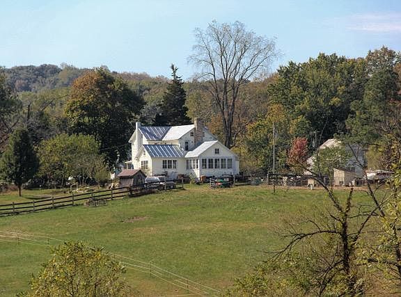 Daylight photo from the Northeast