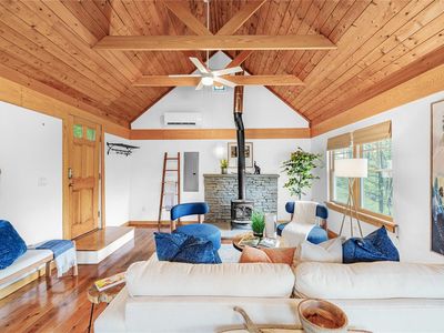 689 Albany Post Road, New Paltz, NY, 12561