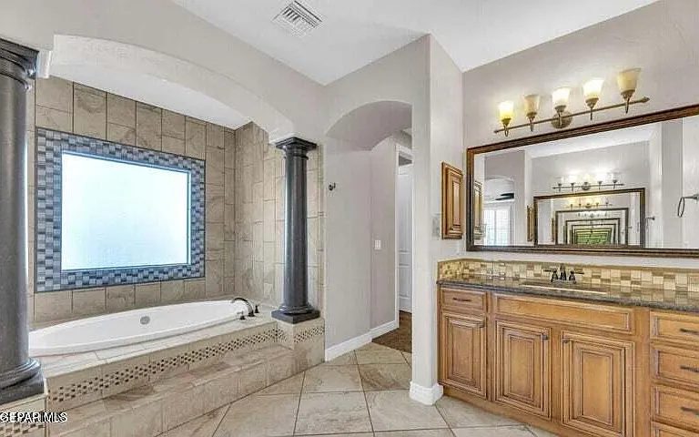 841 Golden Edge Ct — Photo 15