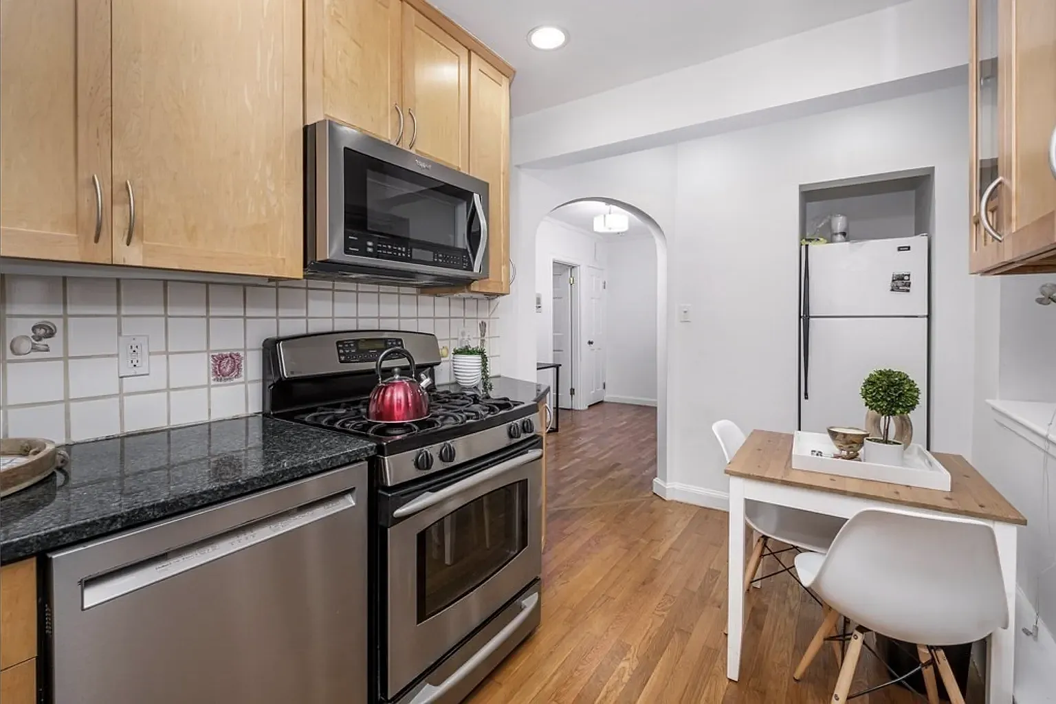 1 bed, $2,800 — Photo 2