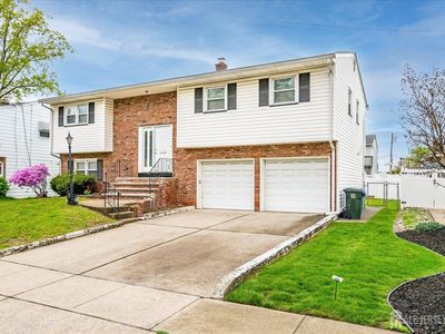 22 Fanning St, Fords, NJ, 08863