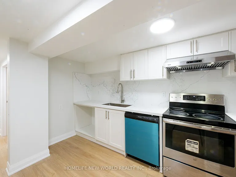 1 Clydesdale Dr #BASEMENT — Photo 7