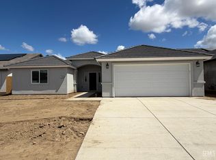 704 Sammy Way, Shafter, CA 93263