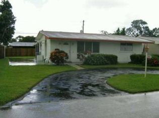 8781 NW 10th St, Pembroke Pines, FL 33024
