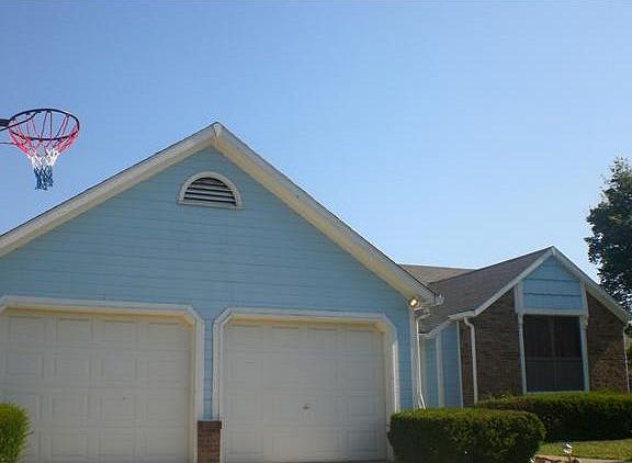 2nd image of 3414 Oak Tree Dr N