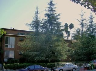 10810 Sarah St APT 8, Toluca Lake, CA 91602