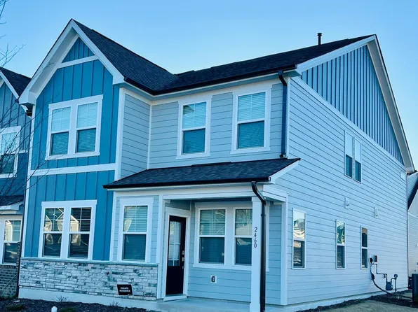 2460 Hutch Ln, Apex, NC 27523