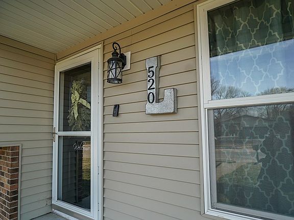 2nd image of 520 Kennedy Dr
