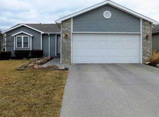 1600 SW 26th St, Lincoln, NE 68522
