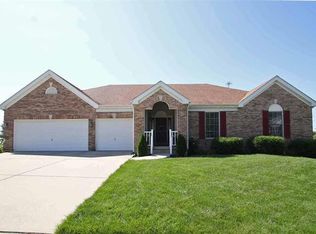 209 Azalea Ct, O'Fallon, IL 62269