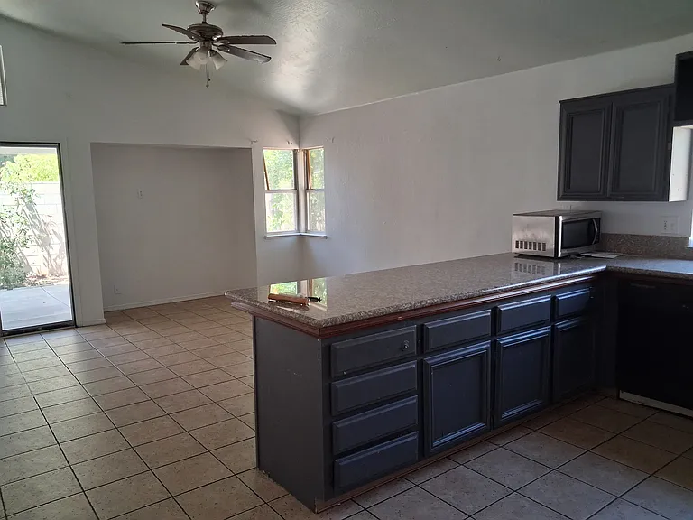 3425 Starside Dr — Photo 4