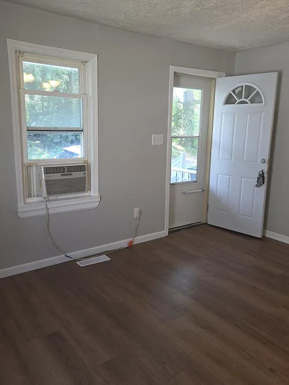 909 N. Brady St., Muncie IN — Photo 3