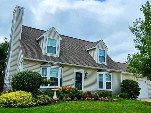 7550 Chandler Ct #40, Northfield, OH 44067