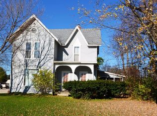 12048 N Fenton Rd, Fenton, MI 48430