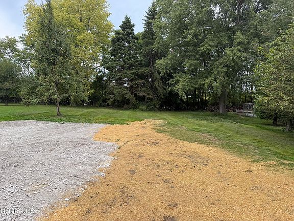 3rd image of 412 Rulf St