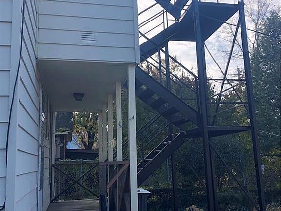 3rd image of 3178 W 94th St APT 1