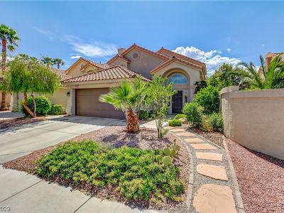 1645 Sand Canyon Dr, Las Vegas, NV, 89128