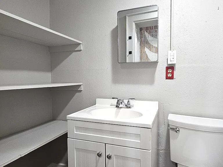412 S San Francisco St — Photo 12