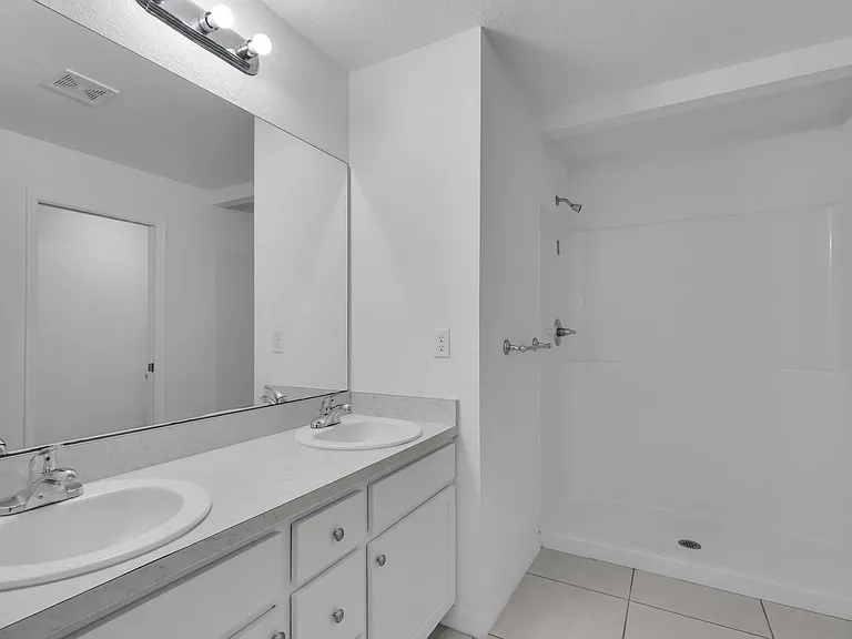 1984 NE 17th Pl #3 — Photo 13