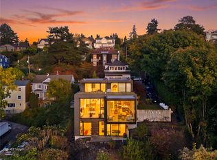 812 E Blaine St, Seattle, WA 98102