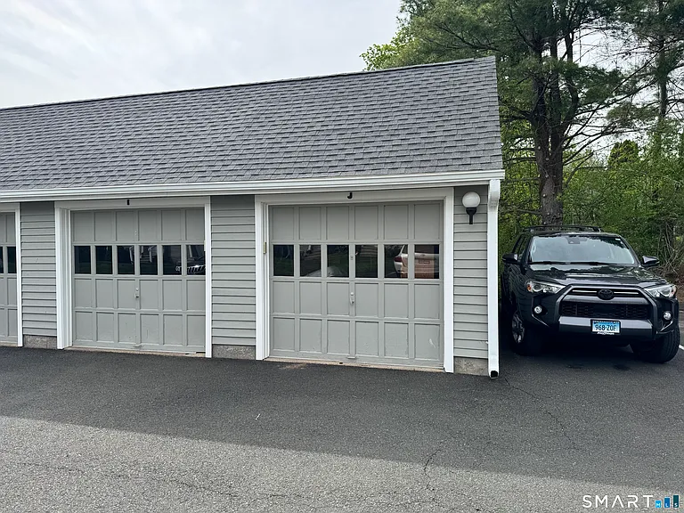 11 Hilltop Dr #11 — Photo 14