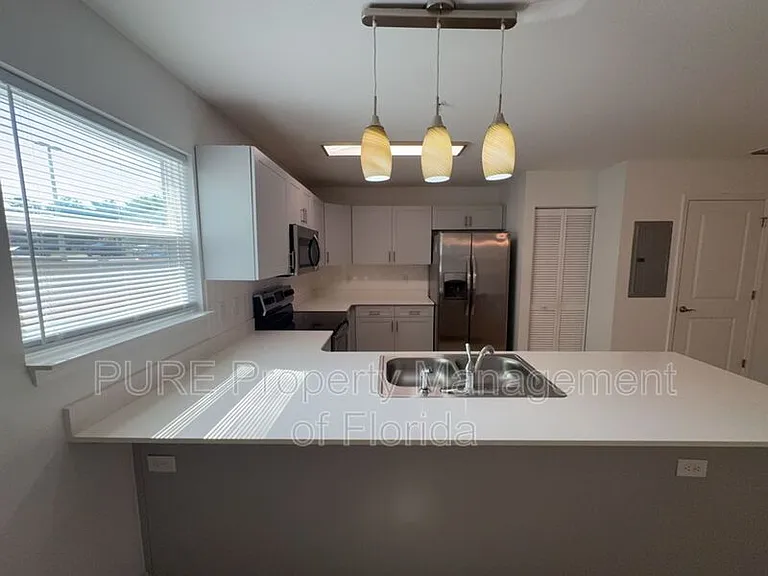 339 NE Sanchez Ave #103 — Photo 12
