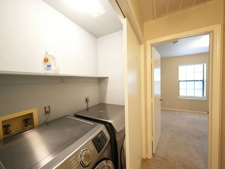 6327 S 90th East Ave — Photo 16